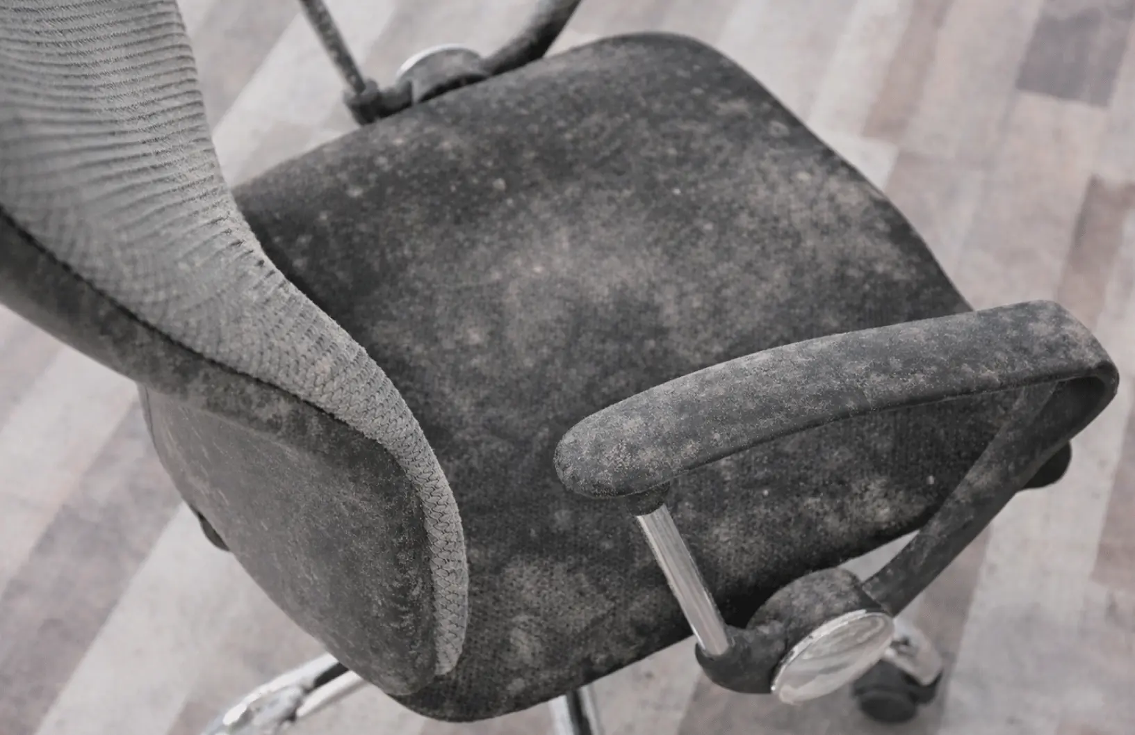 Pentingnya Cuci Kursi Kantor